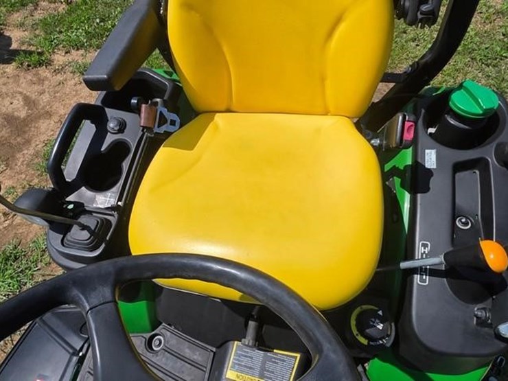john-deere-1025r-image-33