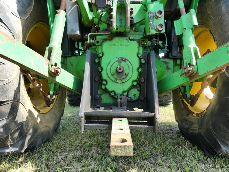 2011-john-deere-5065e-image-8