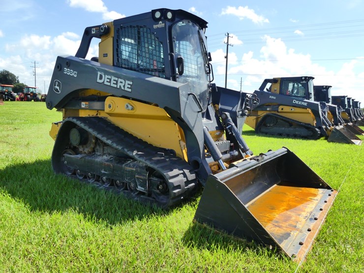 2018-deere-333g-image-2