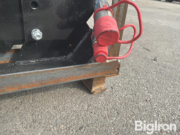 2026-massey-ferguson-730-image-11