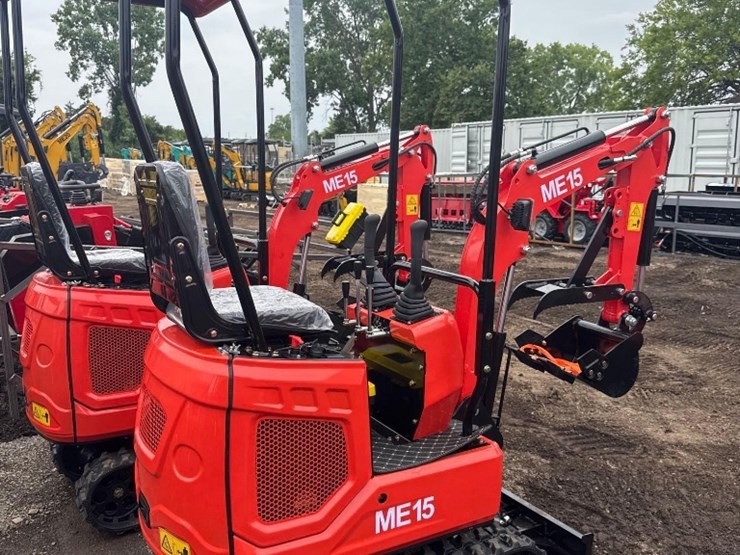 new-sd-lanch-co-mini-excavator-model-me15-image-4