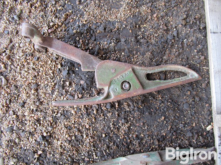 john-deere-68-image-10