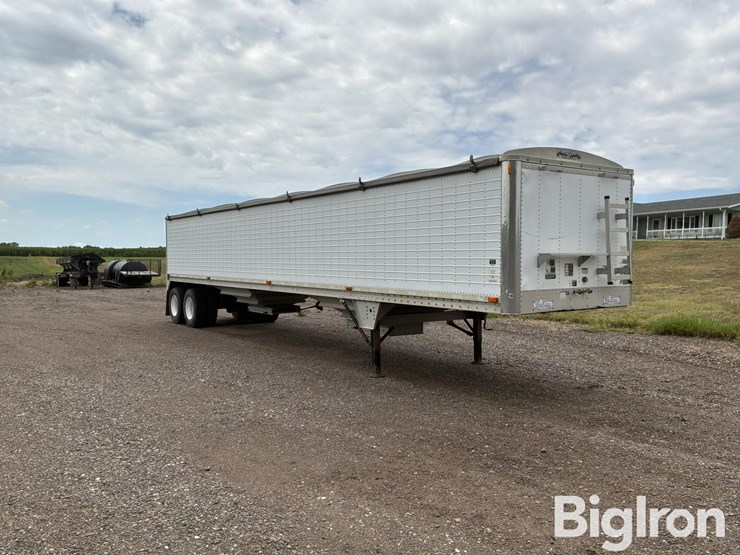 2004-wilson-grain-trailer-image-3