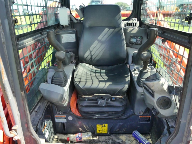 2022-kubota-svl75-2-image-13
