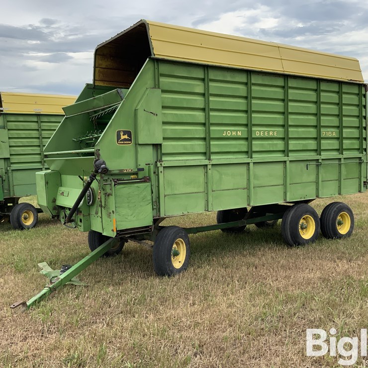 JOHN DEERE 716A