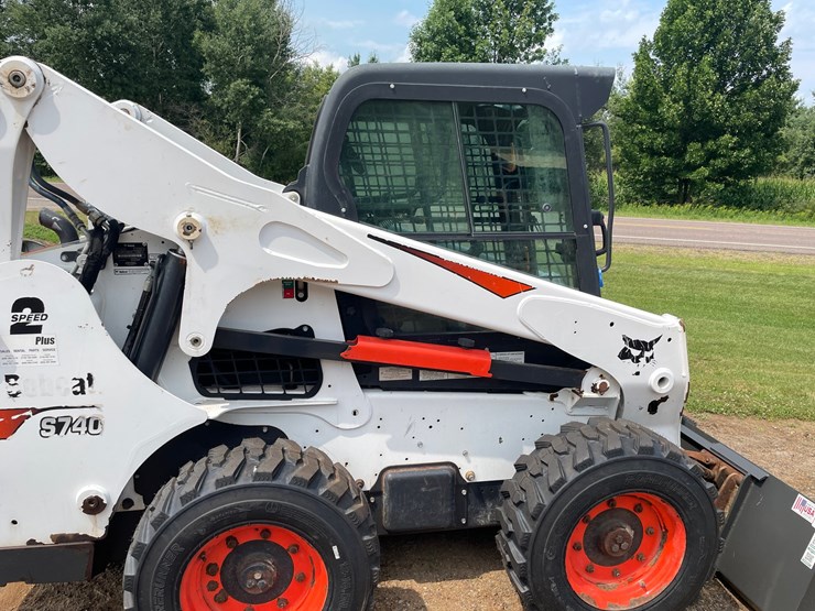 bobcat-s740-image-8