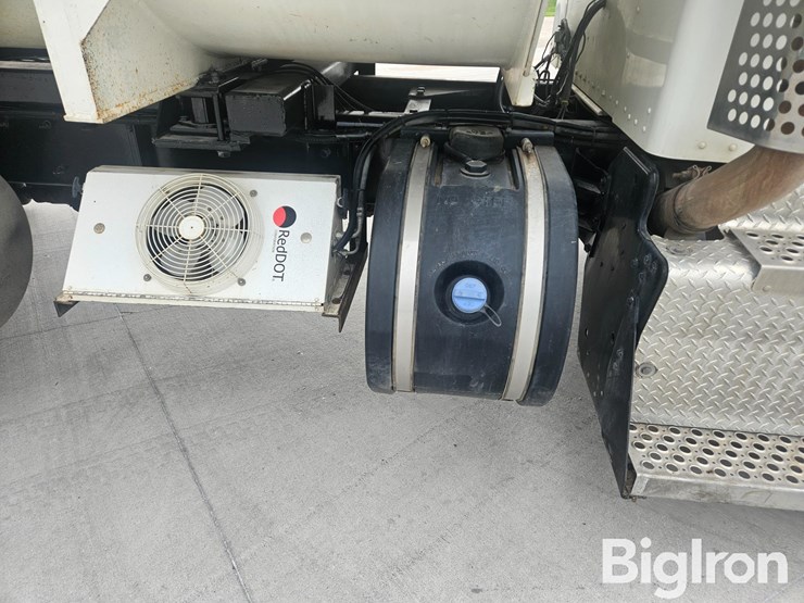 2013-kenworth-t370-image-15