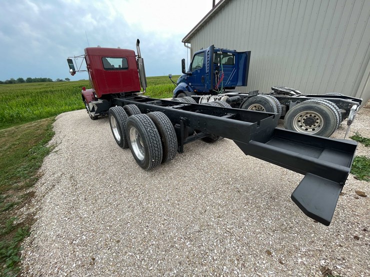 2006-kenworth-t800-image-8