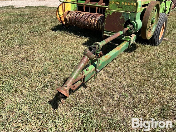 john-deere-24t-image-9