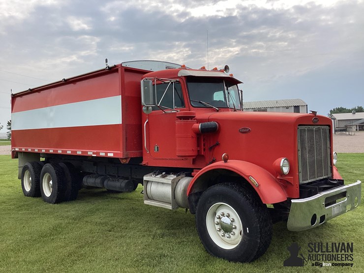 1986-peterbilt-349-image-3