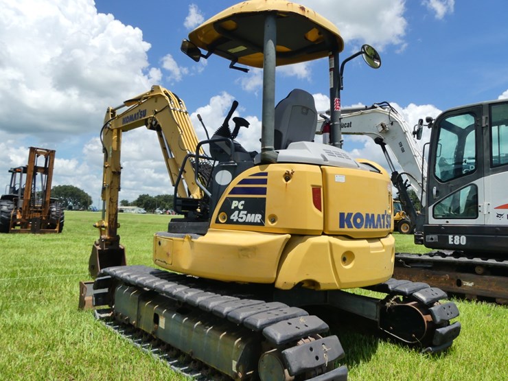 komatsu-pc45-5-image-4