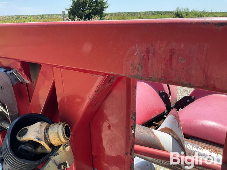 2010-case-ih-3412-image-10