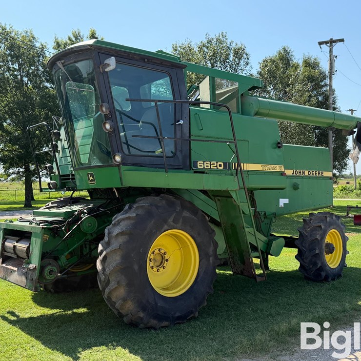 1985 JOHN DEERE 6620 TITAN II