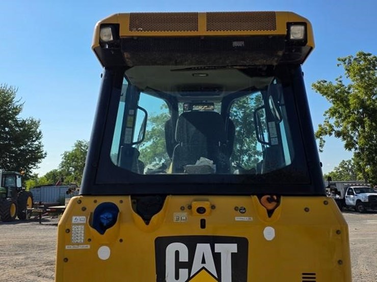 2020-caterpillar-d5k2-lgp-image-28