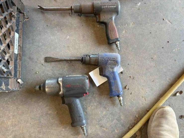 assort-of-air-tools-image-2