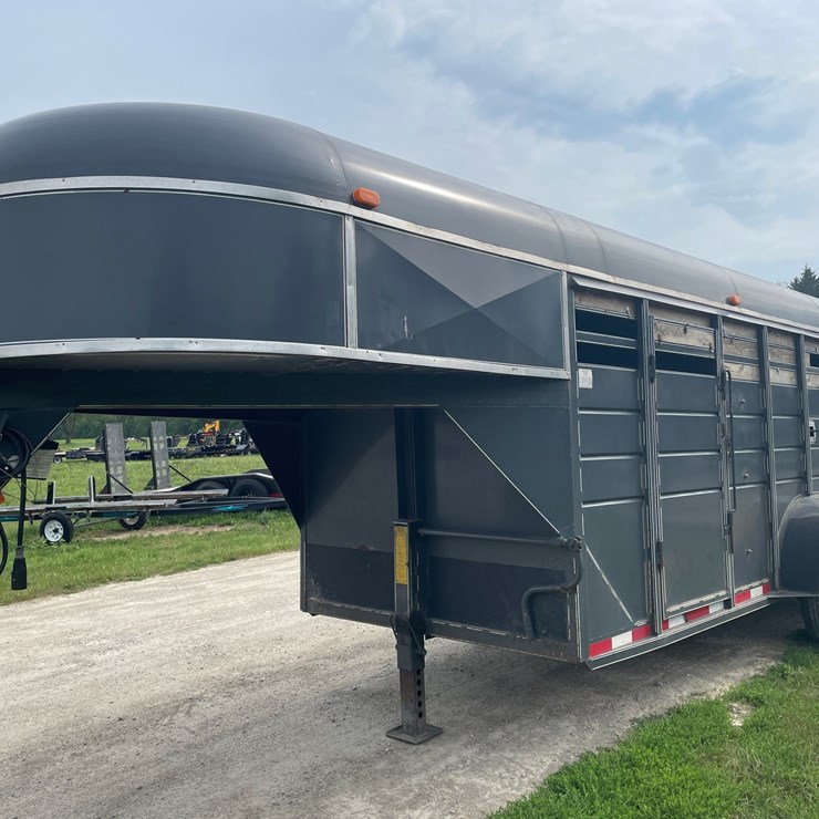 #421 • 2003 Chapparal 6 x 16' Gooseneck (Has WI Title) (Helenville, WI)