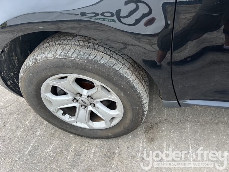 2013-ford-edge-image-12
