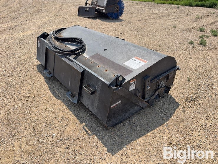 erskine-7’-sweeper-bucket-image-5