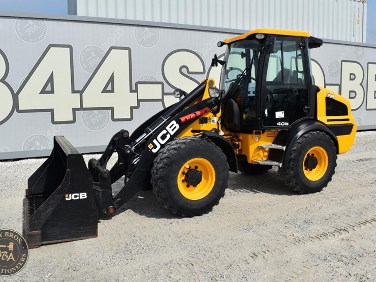 2023-jcb-409-image-4