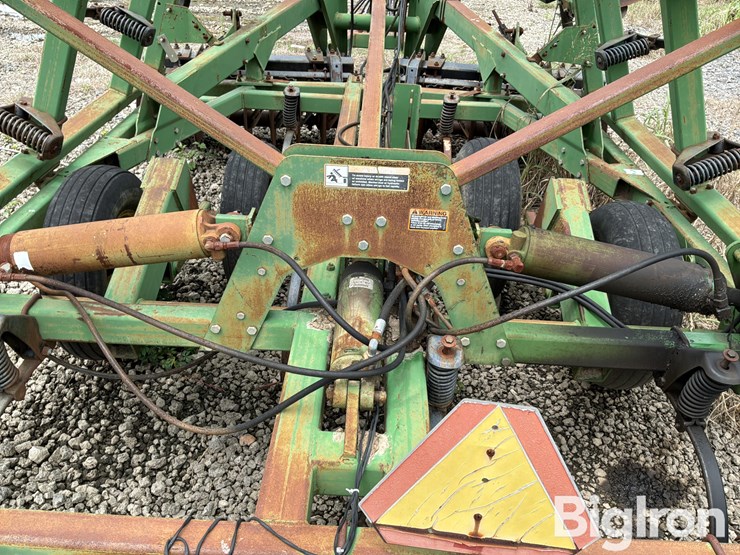 john-deere-726-image-14