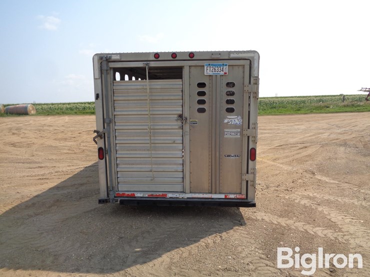 2002-wilson-livestock-trailer-image-6