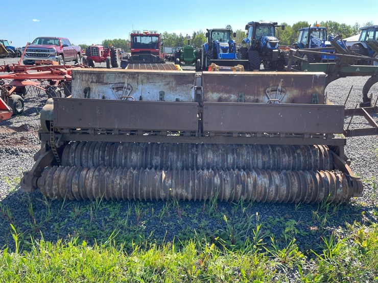 #640-•-brillion-300-seeder-(mason,-wi)-image-4
