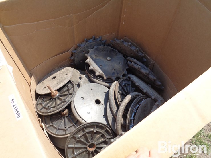 john-deere/-kinze-closing-wheel-image-7
