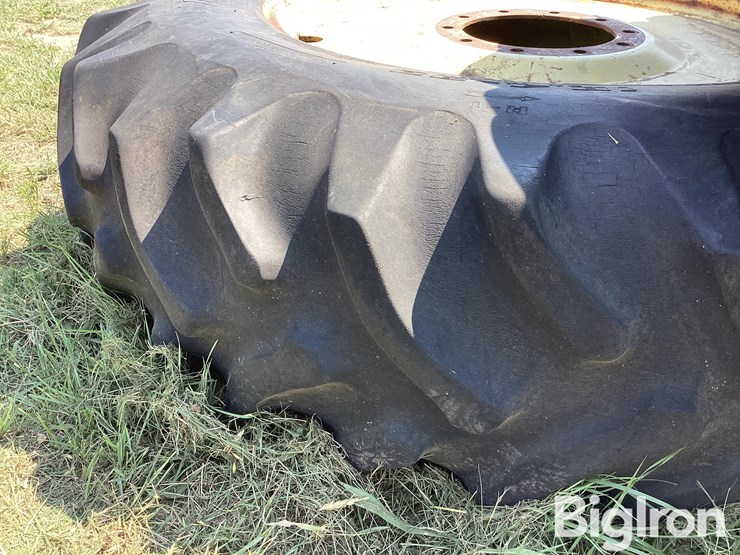 john-deere-4630-image-12