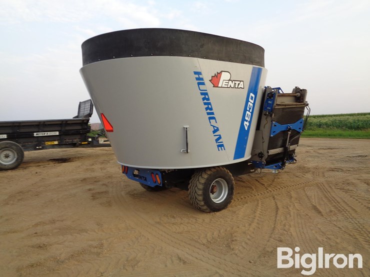 2024-penta-hurricane-4930-tmr-mixer-feed-wagon-image-5