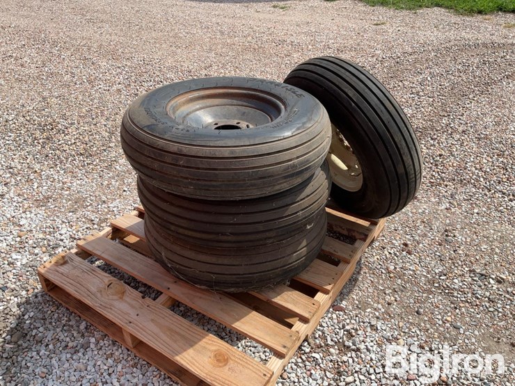 9.5l-15sl-implement-tires-&-rims-image-5