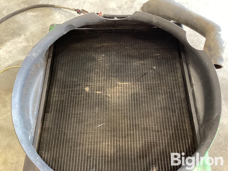 john-deere-4240-image-10