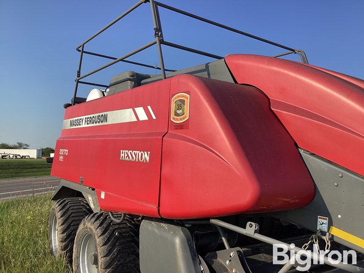 2014-massey-ferguson-2270-image-10