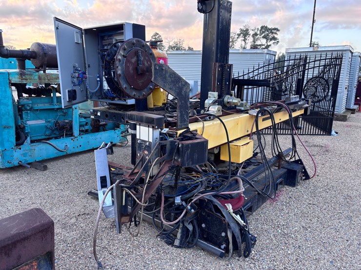 #3527-•-lt-welding-automation-image-2