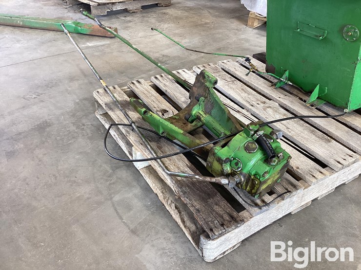 john-deere-4240-image-3