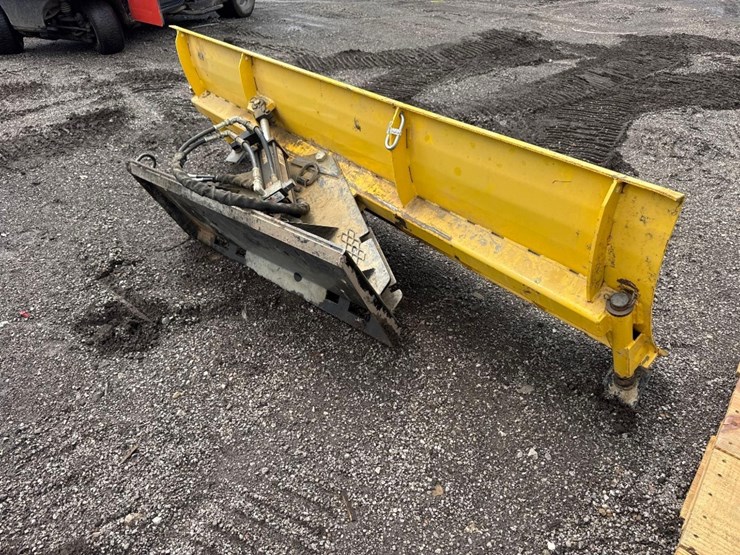 hydraulic-skidloader-96in-snow-blade-attachment-image-3