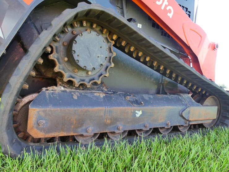 2023-kubota-svl97-2-image-6