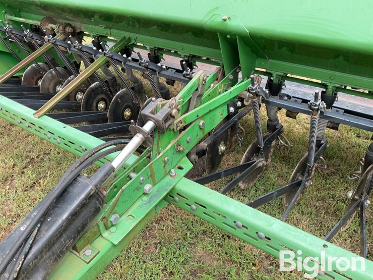 john-deere-8300-image-13