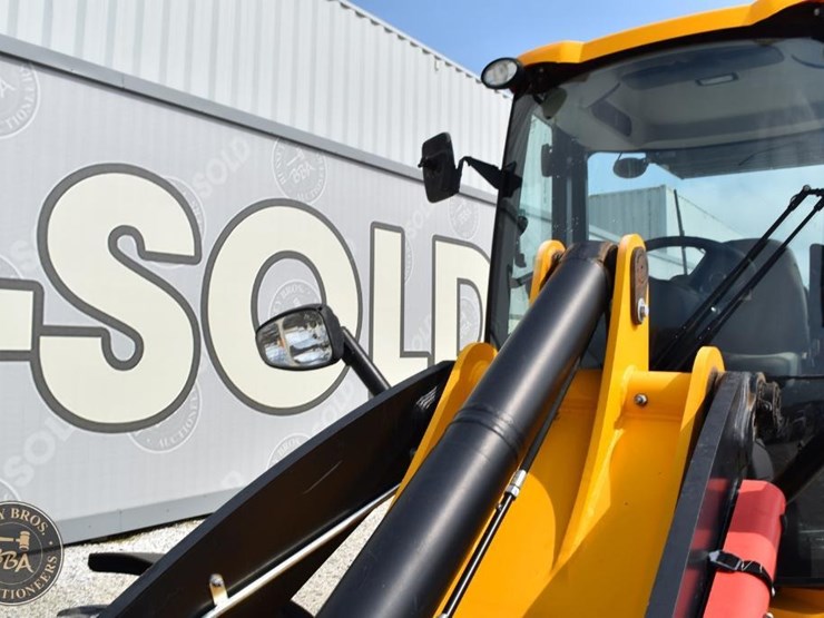 2023-jcb-409-image-50