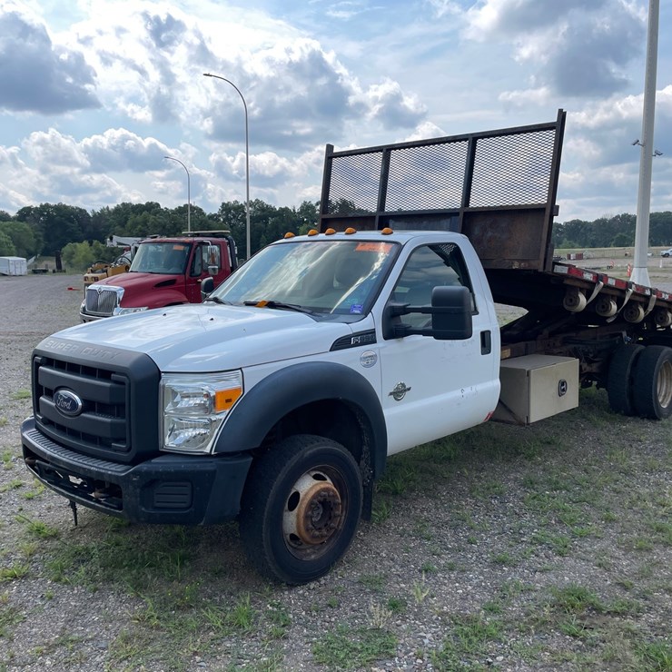 2013 FORD F550