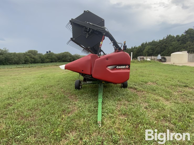 2016-case-ih-3020-image-8