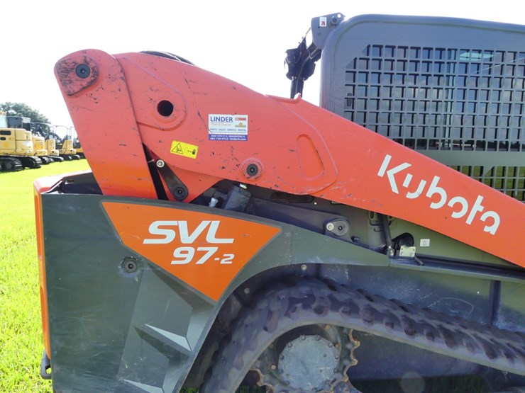 2023-kubota-svl97-2-image-7
