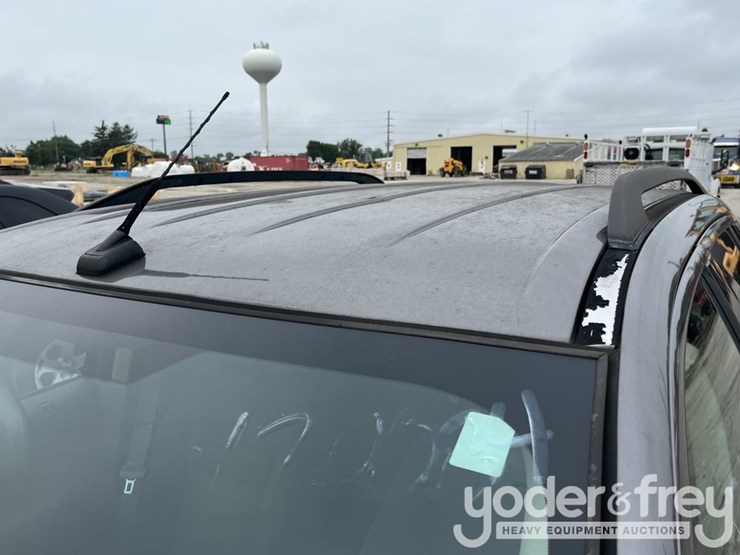 2010-ford-edge-image-22