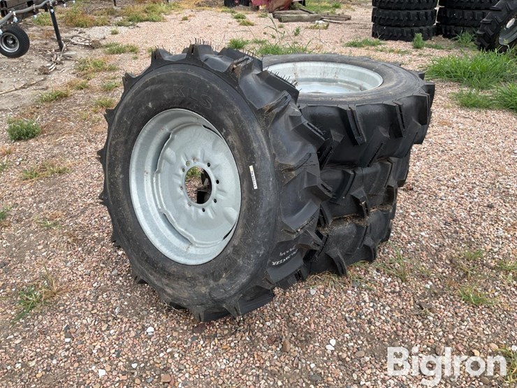 recapped-11r24.5-pivot-tires-&-rims-image-1