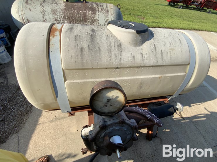 3-pt-200-gal-sprayer-image-12