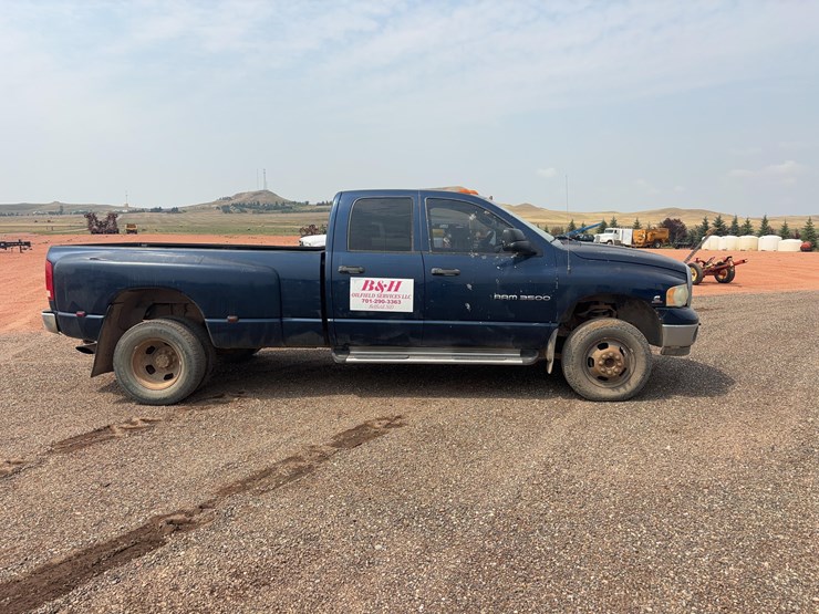 2003-dodge-3500-image-4