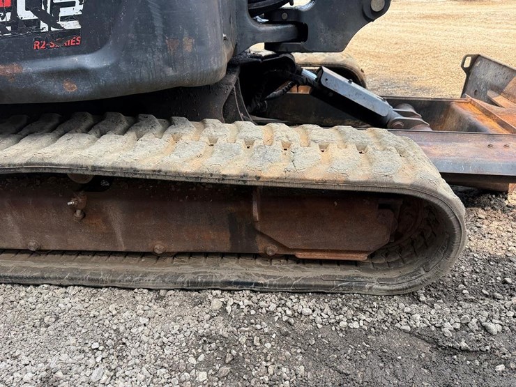 2021-bobcat-e42-image-13
