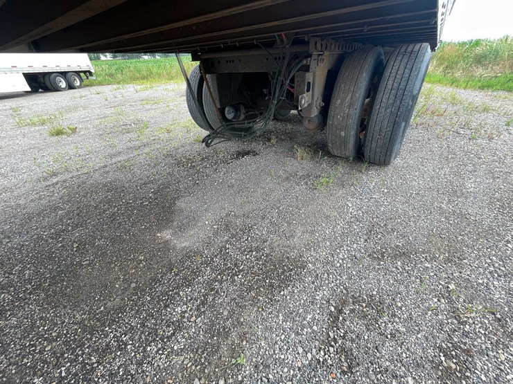 #443-•-2011-wabash-semi-trailer-(has-wi-title)-(denmark,-wi)-image-11