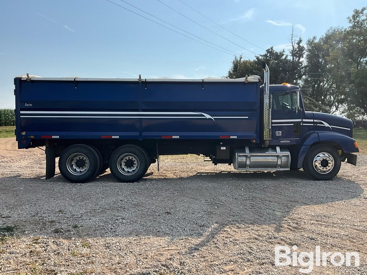 2003-freightliner-fld112-image-4