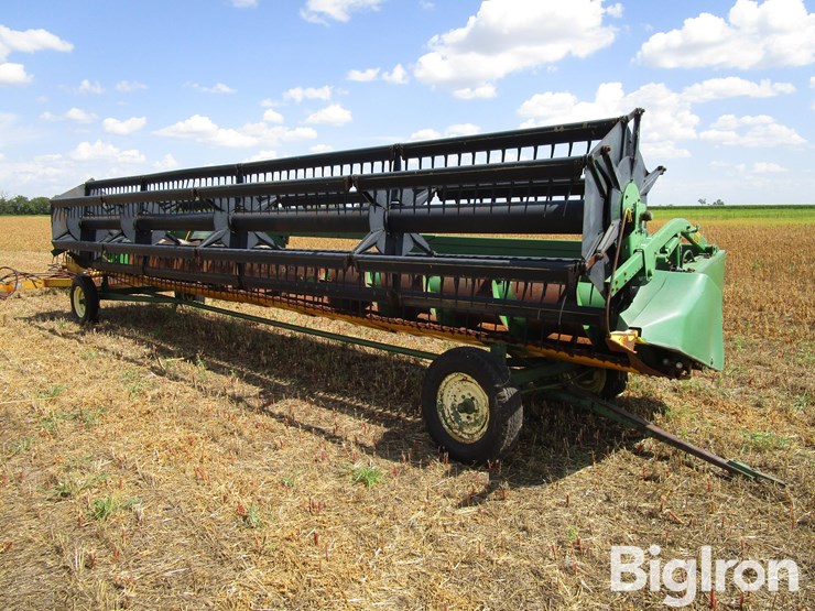 1990-john-deere-925f-image-1