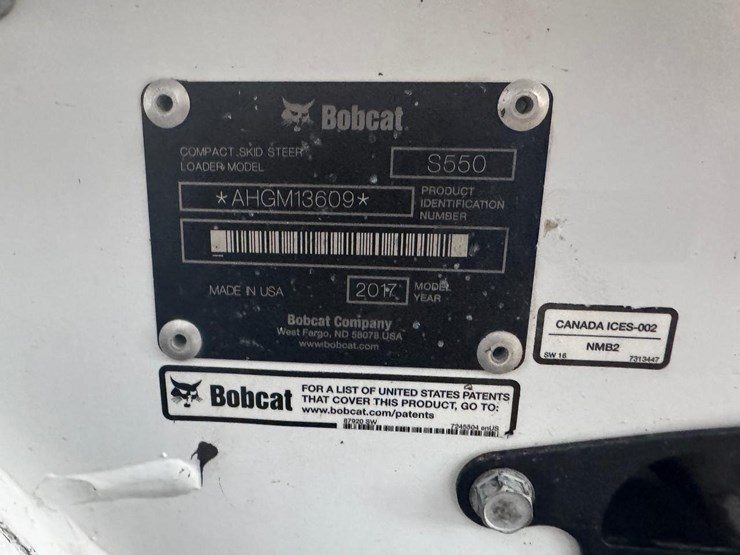 2017-bobcat-s550-image-24